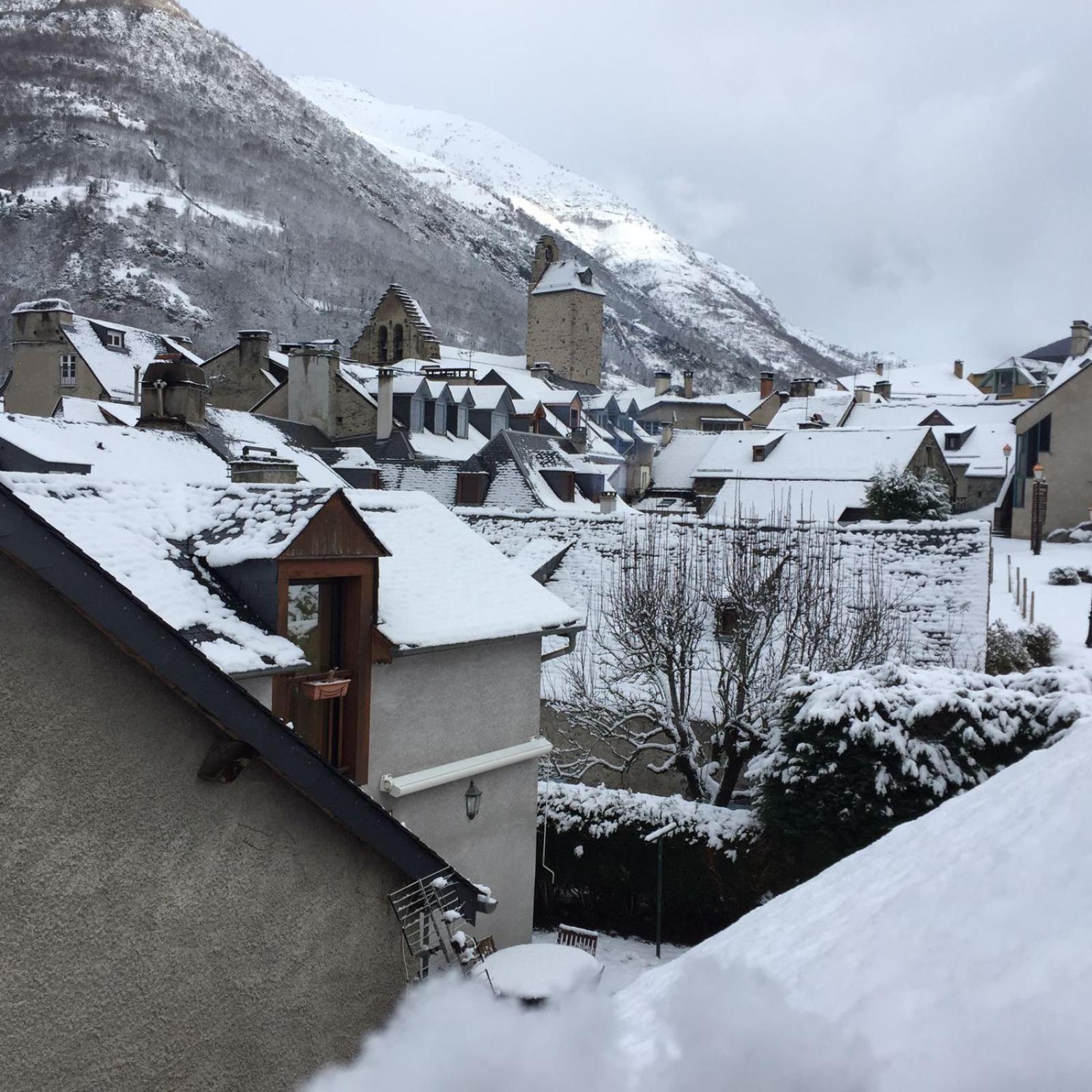 La Petite Maison des Montagnes Luz-Saint-Sauveur Extérieur photo